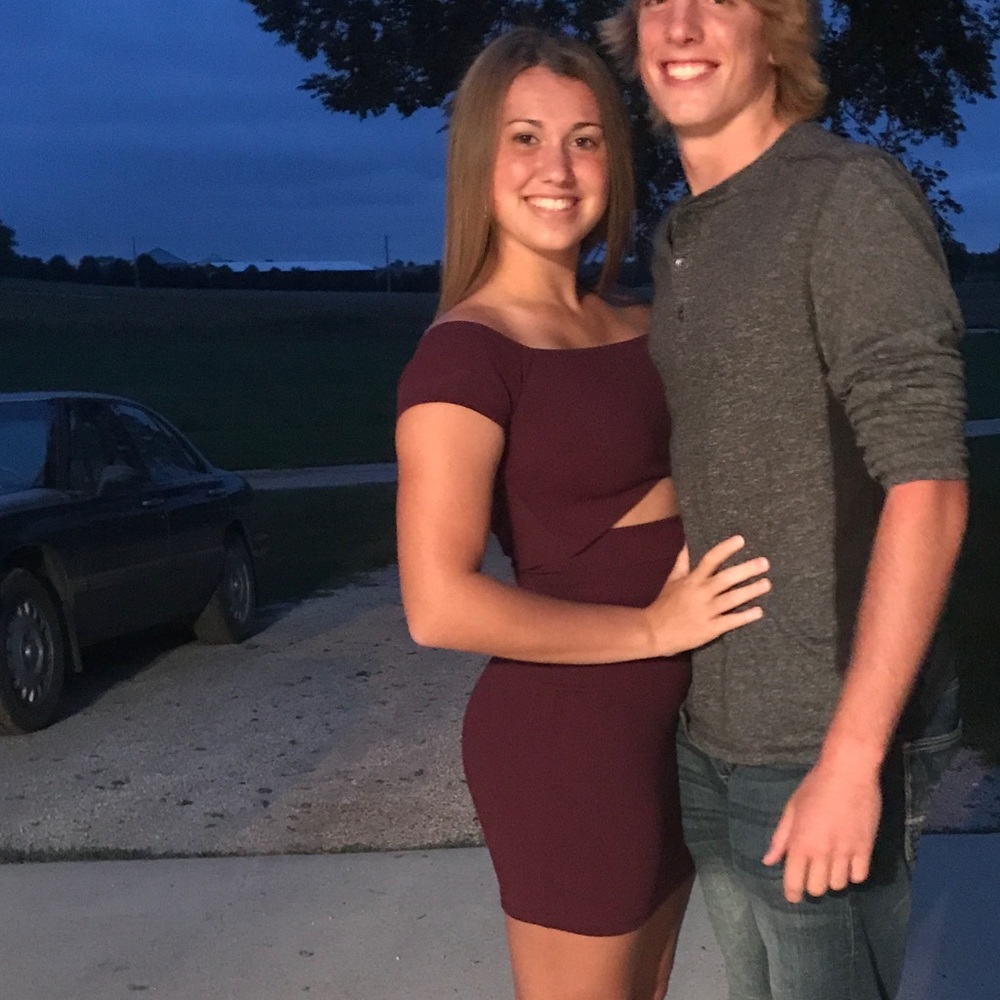Lulu’s Maroon Dress